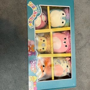 6 Brand new 5 inch squishmallow squish Doos!